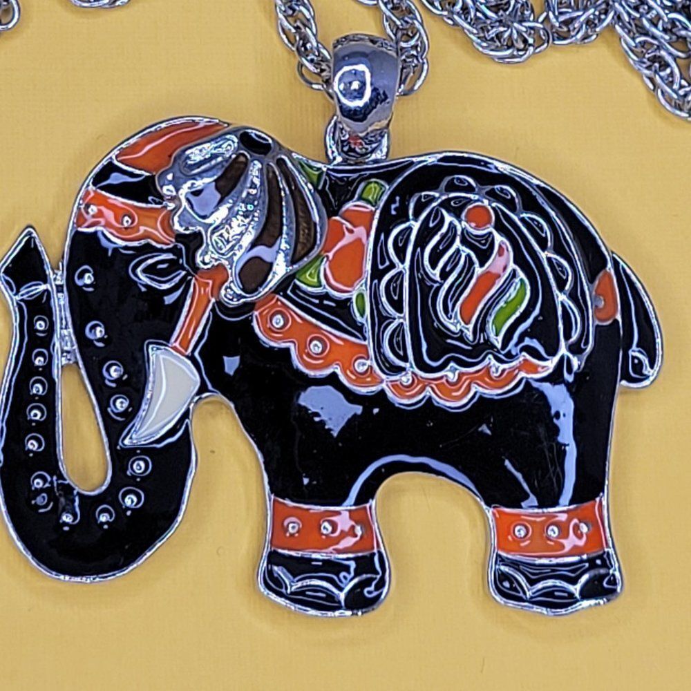 Elephant Pendant Necklace